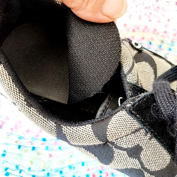 Coach>>>Women's Size 8M Devin Signature Monogram Logo Lace Up Sneakers A1715 - Picture 14 of 15